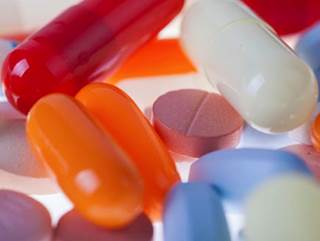 NCCN recommended 47 FDA-approved drugs for 113 indications; 39% were extra recommendations NCCN recommended 47 FDA-approved drugs for 113 indications; 39% were extra recommendations