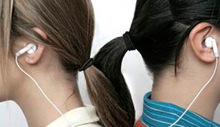 Limit Daily Use of Headphones, Warns WHO Limit Daily Use of Headphones, Warns WHO
