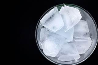 Does an Ice Diet "Melt" Away the Pounds? Does an Ice Diet "Melt" Away the Pounds?