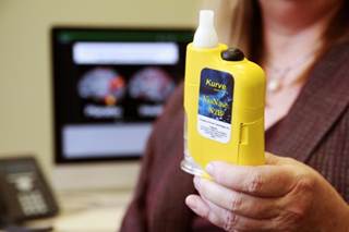 Insulin Nasal Spray May Improve Memory in Alzheimer's Dementia Insulin Nasal Spray May Improve Memory in Alzheimer's Dementia