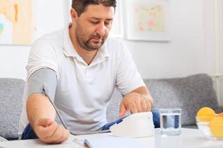 White Coat, Masked Hypertension Tied to Increased CV Disease White Coat, Masked Hypertension Tied to Increased CV Disease