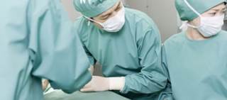 All organ recipients should have full-body skin evaluations after surgery, regardless of ethnicity All organ recipients should have full-body skin evaluations after surgery, regardless of ethnicity