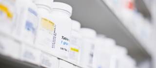 New proton pump inhibitor users were analyzed alongside a control group of never users New proton pump inhibitor users were analyzed alongside a control group of never users