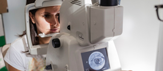 After exclusion of ocular conditions and SMNs, excess risk persisted for bilateral disease only After exclusion of ocular conditions and SMNs, excess risk persisted for bilateral disease only