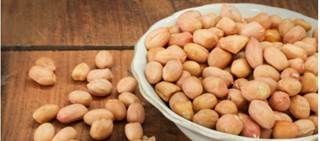 Parents are anxious about introducing peanuts at home without prior skin testing Parents are anxious about introducing peanuts at home without prior skin testing
