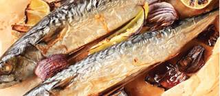 Omega-3 Intake After Colorectal Cancer Diagnosis May Impact Survival Omega-3 Intake After Colorectal Cancer Diagnosis May Impact Survival