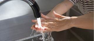The study compared handwashing in 60-, 79- or 100-degree water temperatures The study compared handwashing in 60-, 79- or 100-degree water temperatures
