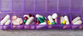 Polypharmacy is extremely common in the population of individuals with diabetes Polypharmacy is extremely common in the population of individuals with diabetes