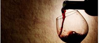 Findings show small increased risk with white wine, decreased risk with red wine Findings show small increased risk with white wine, decreased risk with red wine