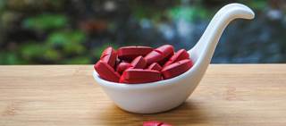 Researchers assessed the safety profile of red yeast rice by analyzing spontaneous reports of adverse reactions Researchers assessed the safety profile of red yeast rice by analyzing spontaneous reports of adverse reactions