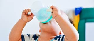 No differences in cold symptoms, diarrhea, fever, or vomiting for infants taking probiotics, placebo No differences in cold symptoms, diarrhea, fever, or vomiting for infants taking probiotics, placebo