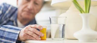 Clinical guidelines needed to help with decisions regarding use of medications near the end of life Clinical guidelines needed to help with decisions regarding use of medications near the end of life
