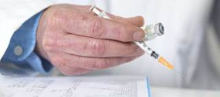 Only 35% of physicians strongly agreed that vaccination against herpes zoster (HZ) is important Only 35% of physicians strongly agreed that vaccination against herpes zoster (HZ) is important
