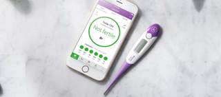 The Natural Cycles app calculates the days of the month a woman is likely to be fertile based on body temperature readings and menstrual cycle information. The Natural Cycles app calculates the days of the month a woman is likely to be fertile based on body temperature readings and menstrual cycle information.