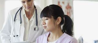 Scribes lower EHR documentation burden for doctors and increase time spent interacting with patients Scribes lower EHR documentation burden for doctors and increase time spent interacting with patients